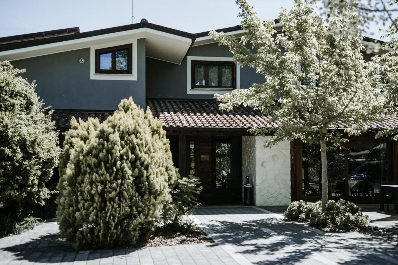 Basciano L'Anfora Country Club B&B 외부 사진